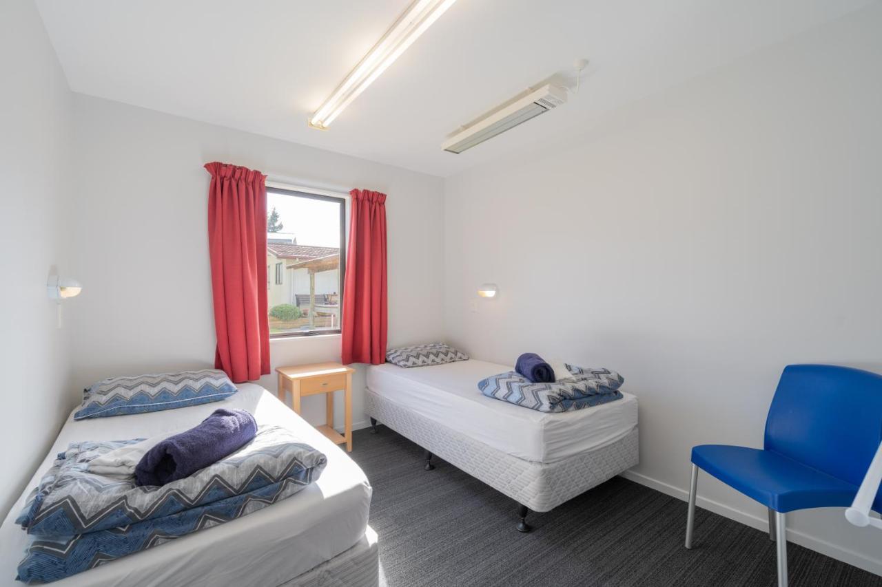 Te Anau Central Backpackers Exterior photo